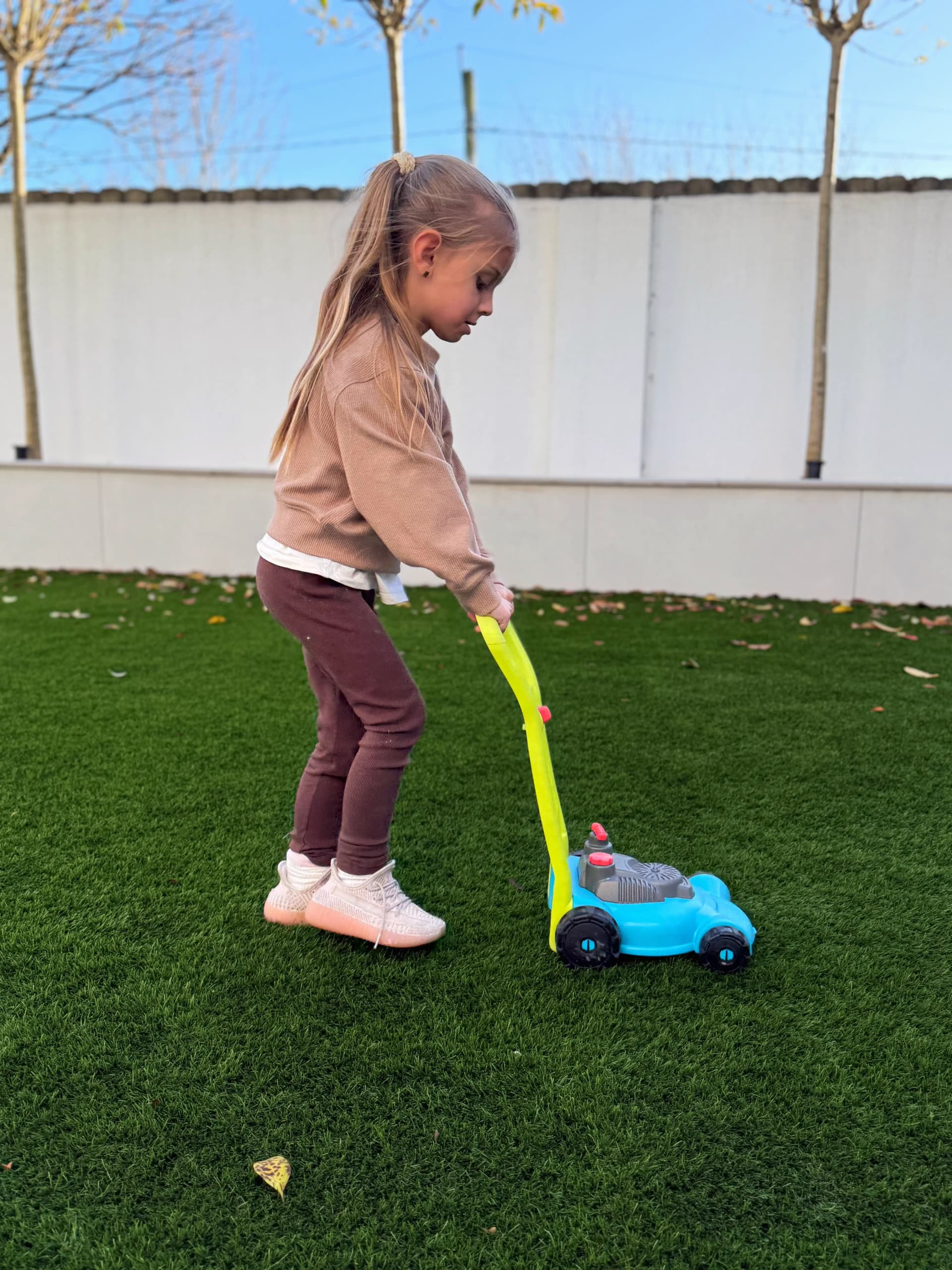 Artificial Grass in Irish Climate - Perfect Green Lawns for Every Season supporting image 2