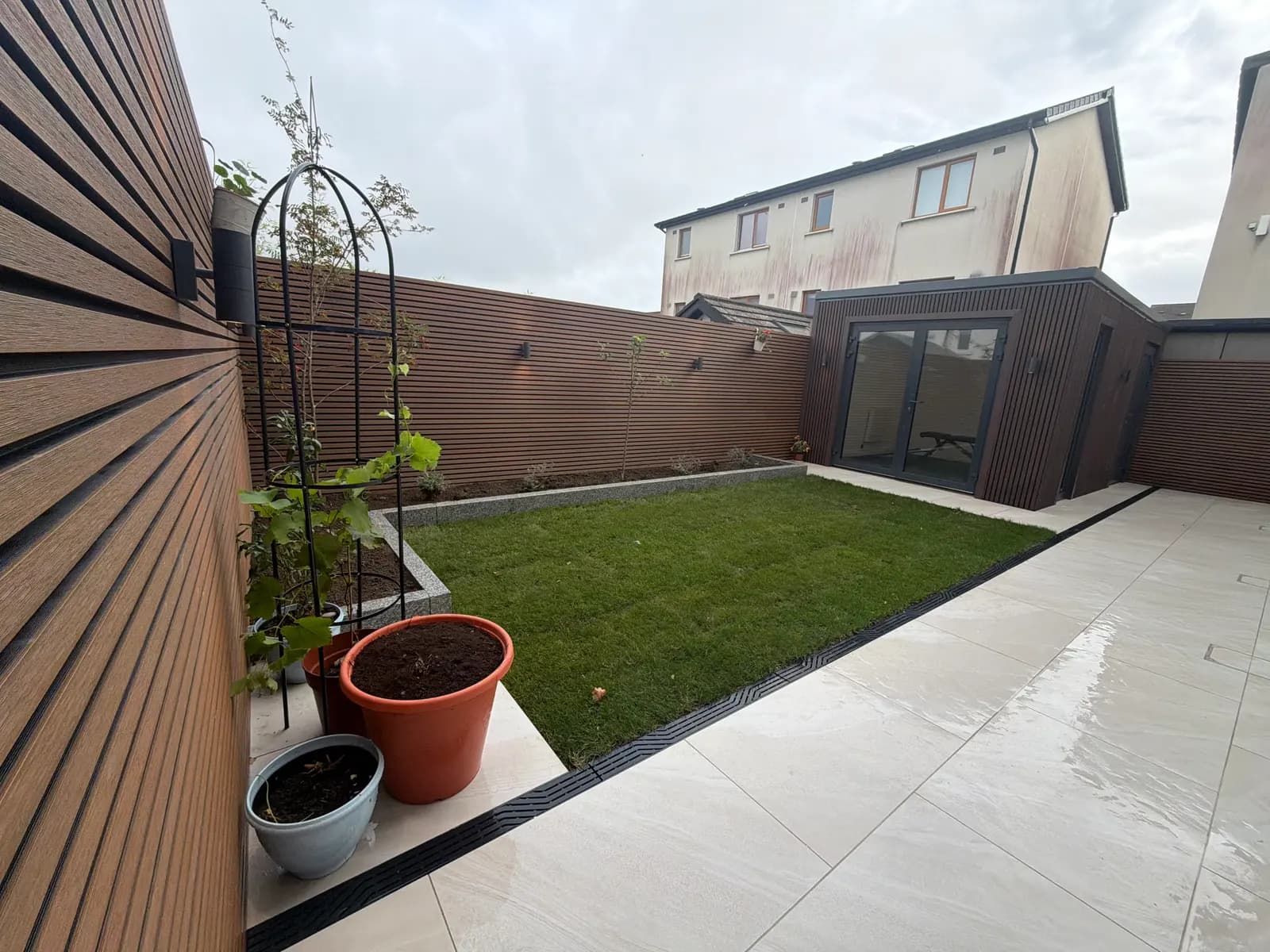 Modern Garden Room & Landscaping: A Complete Garden Transformation blog feature image